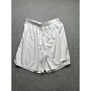 Nike Men’s Stock Club Speed Short loose fit style DO8817